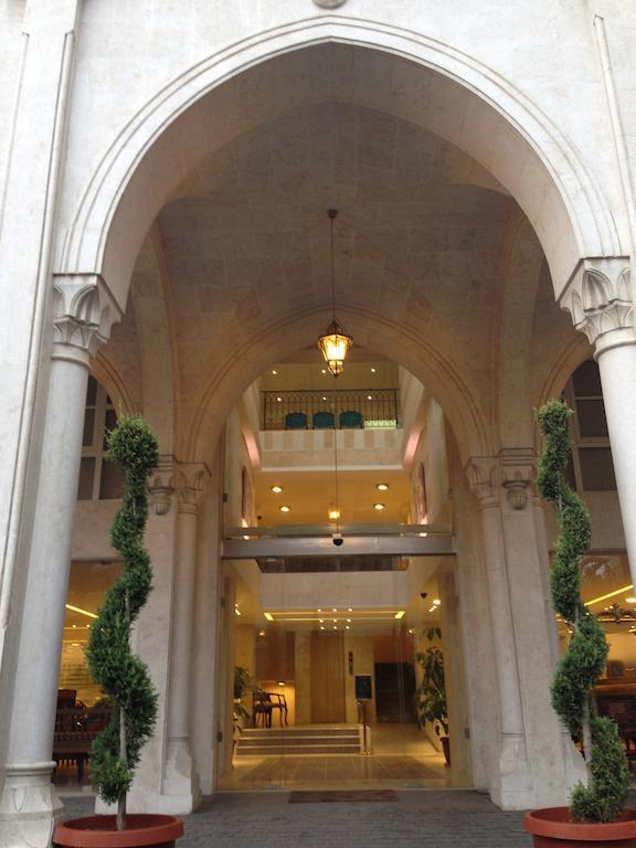 Assaha Ghobeiry Hotel 贝鲁特 外观 照片